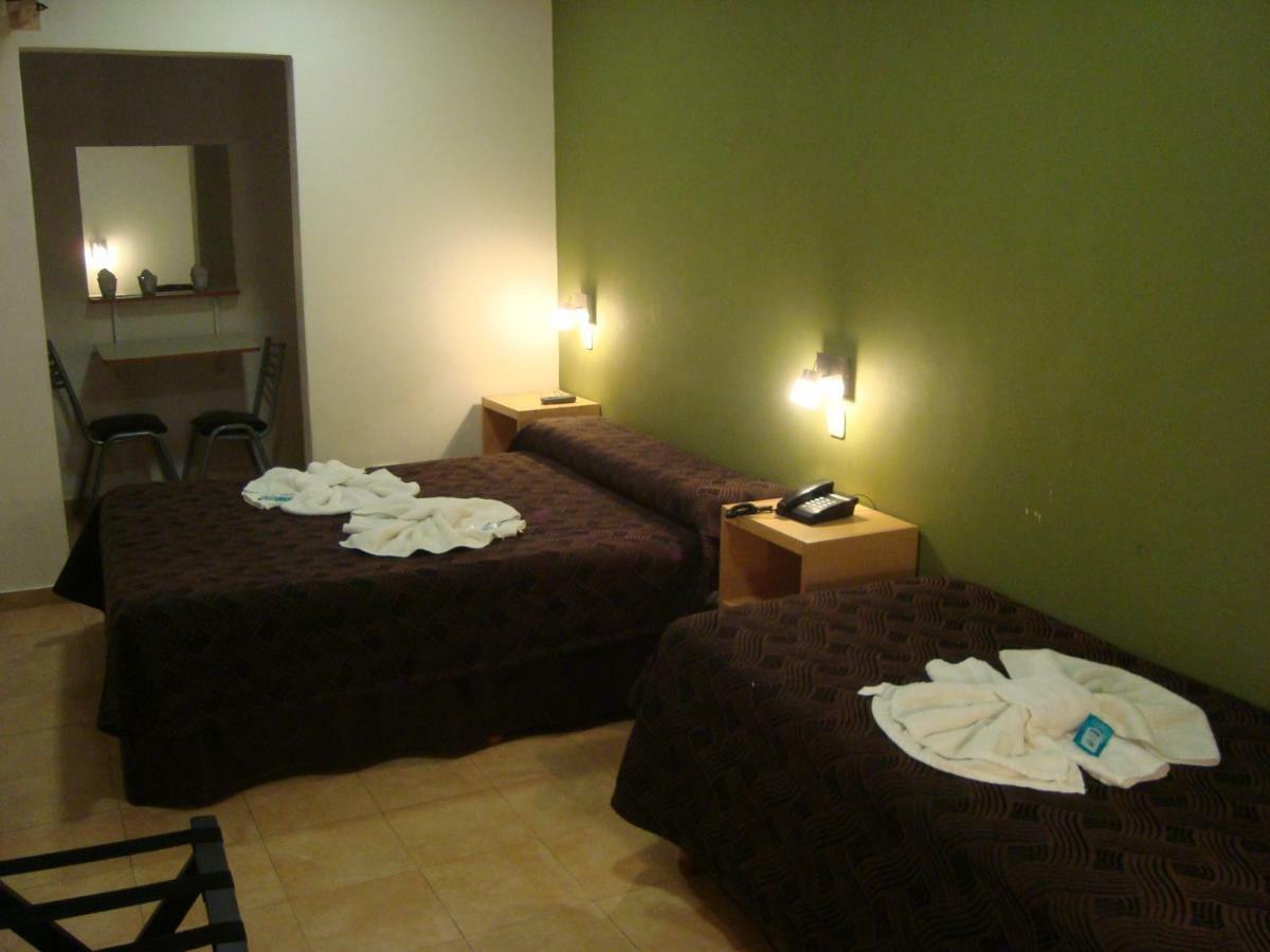 Hotel Siena Buenos Aires Zimmer foto